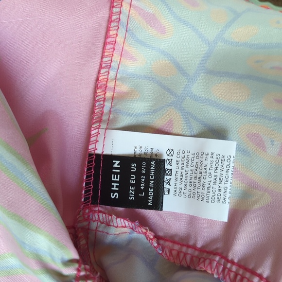 Women's pink vacay dress size large - Picture 5 of 5